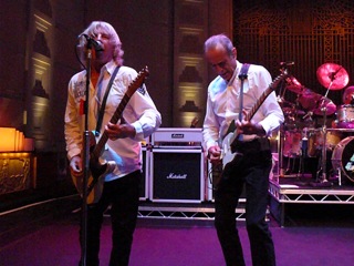 Rick belts it out while Francis concentrates at the BBC